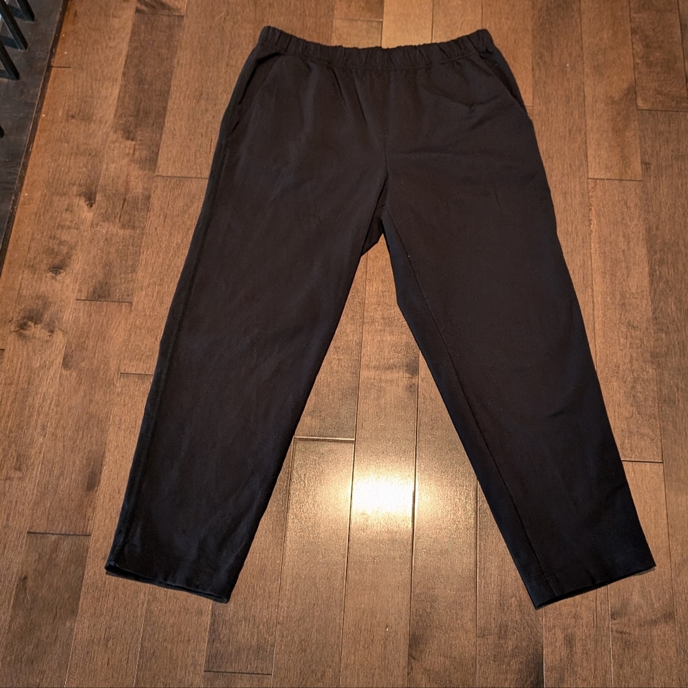 Aritzia Community Pull On Elastic Waist Pants Size M
